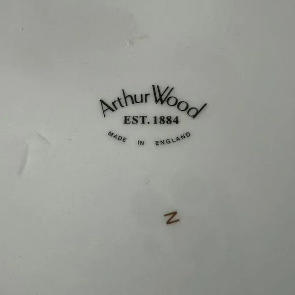 1990s Vintage Arthur Wood, England White Ceramic Teapot w/ Lid African Violets - Picture 7 of 7